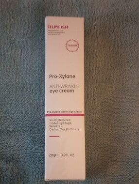 Pro-Xylane Anti-Wrinkle Eye Cream - White with Pink Accents